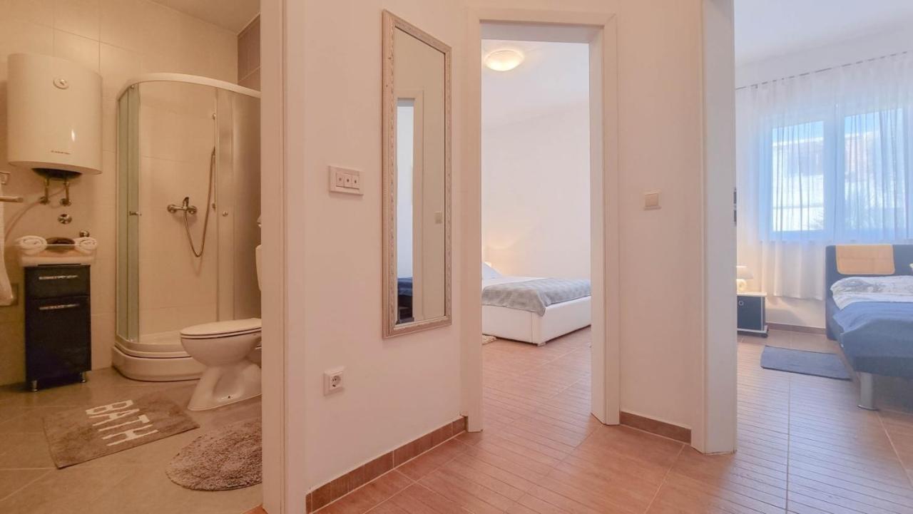 Lea Apartment Novigrad  ภายนอก รูปภาพ