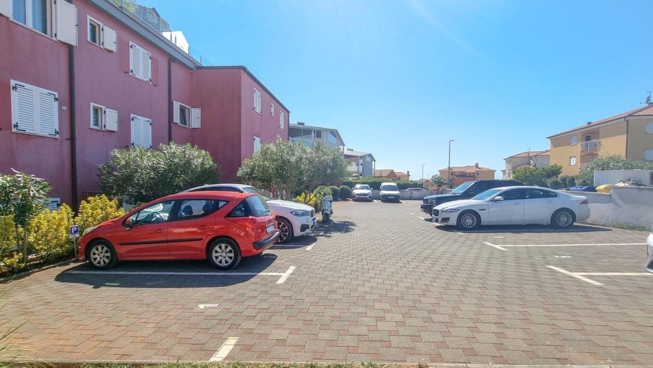 Lea Apartment Novigrad  ภายนอก รูปภาพ