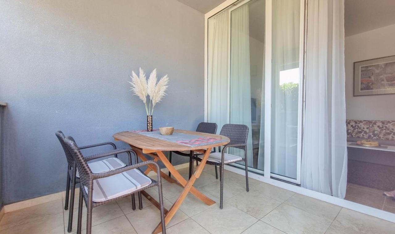 Lea Apartment Novigrad  ภายนอก รูปภาพ