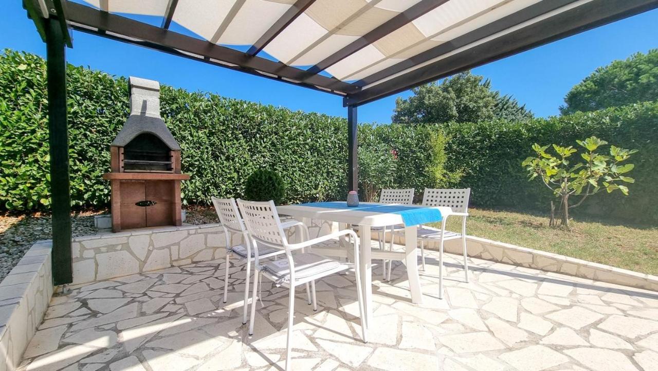 Lea Apartment Novigrad  ภายนอก รูปภาพ